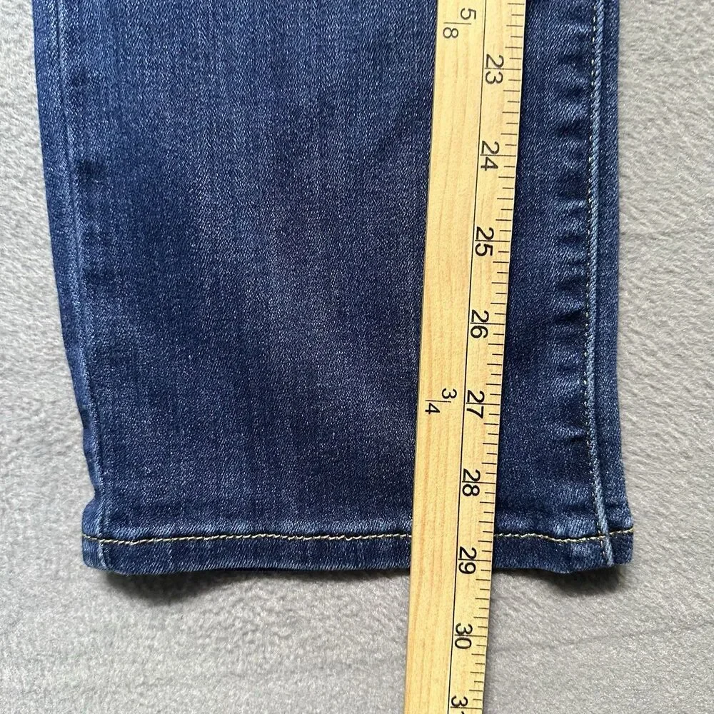 Levis 724 Womens 31x32 High Rise Straight Jeans Blue Stretch Dark Wash Denim EUC